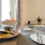 La Piazza 4*