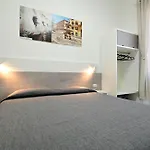 La Piazza Vendégház 4*