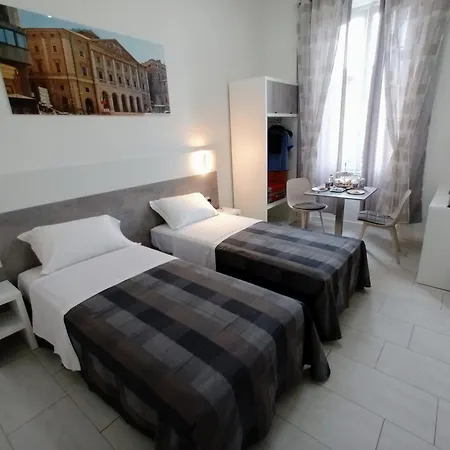 בית הארחה La Piazza אנקונה