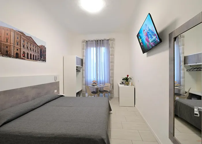 Affittacamere La Piazza 4*